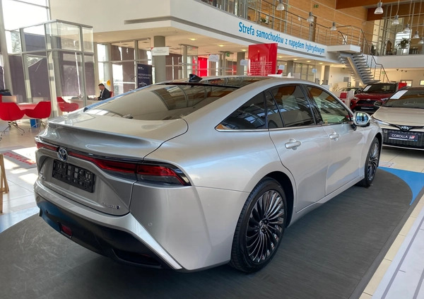 Toyota Mirai cena 359900 przebieg: 10, rok produkcji 2022 z Siewierz małe 29